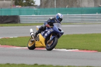 Motorcycle-action-photographs;Trackday-digital-images;event-digital-images;eventdigitalimages;no-limits-trackday;peter-wileman-photography;snetterton;snetterton-circuit-norfolk;snetterton-photographs;trackday;trackday-photos