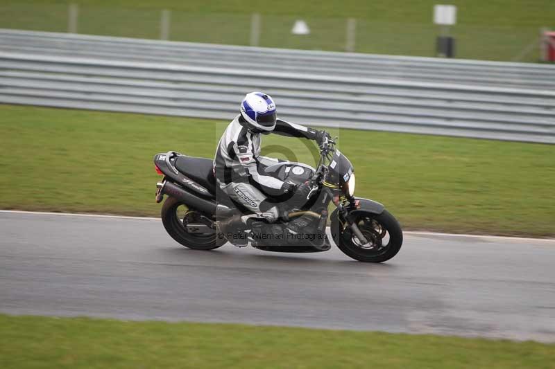 Motorcycle action photographs;Trackday digital images;event digital images;eventdigitalimages;no limits trackday;peter wileman photography;snetterton;snetterton circuit norfolk;snetterton photographs;trackday;trackday photos