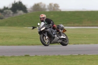 Motorcycle-action-photographs;Trackday-digital-images;event-digital-images;eventdigitalimages;no-limits-trackday;peter-wileman-photography;snetterton;snetterton-circuit-norfolk;snetterton-photographs;trackday;trackday-photos