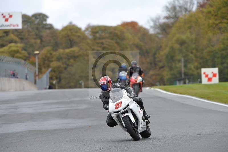 Motorcycle action photographs;Trackday digital images;event digital images;eventdigitalimages;no limits trackday;oulton park;oulton park circuit cheshire;oulton park photographs;peter wileman photography;trackday;trackday photos