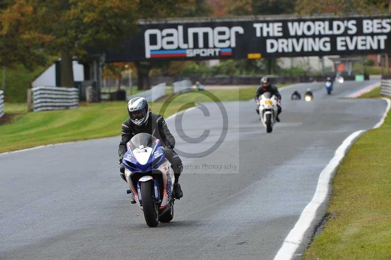 Motorcycle action photographs;Trackday digital images;event digital images;eventdigitalimages;no limits trackday;oulton park;oulton park circuit cheshire;oulton park photographs;peter wileman photography;trackday;trackday photos