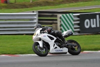 Motorcycle-action-photographs;Trackday-digital-images;event-digital-images;eventdigitalimages;no-limits-trackday;oulton-park;oulton-park-circuit-cheshire;oulton-park-photographs;peter-wileman-photography;trackday;trackday-photos