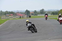 Motorcycle-action-photographs;cadwell;cadwell-park-photographs;event-digital-images;eventdigitalimages;motor-racing-louth-lincolnshire;no-limits-trackdays;peter-wileman-photography;trackday;trackday-digital-images;trackday-photos