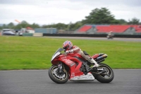 Motorcycle-action-photographs;cadwell;cadwell-park-photographs;event-digital-images;eventdigitalimages;motor-racing-louth-lincolnshire;no-limits-trackdays;peter-wileman-photography;trackday;trackday-digital-images;trackday-photos