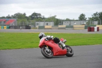 Motorcycle-action-photographs;cadwell;cadwell-park-photographs;event-digital-images;eventdigitalimages;motor-racing-louth-lincolnshire;no-limits-trackdays;peter-wileman-photography;trackday;trackday-digital-images;trackday-photos