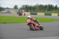 Motorcycle-action-photographs;cadwell;cadwell-park-photographs;event-digital-images;eventdigitalimages;motor-racing-louth-lincolnshire;no-limits-trackdays;peter-wileman-photography;trackday;trackday-digital-images;trackday-photos