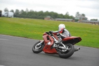 Motorcycle-action-photographs;cadwell;cadwell-park-photographs;event-digital-images;eventdigitalimages;motor-racing-louth-lincolnshire;no-limits-trackdays;peter-wileman-photography;trackday;trackday-digital-images;trackday-photos