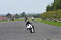 Motorcycle-action-photographs;cadwell;cadwell-park-photographs;event-digital-images;eventdigitalimages;motor-racing-louth-lincolnshire;no-limits-trackdays;peter-wileman-photography;trackday;trackday-digital-images;trackday-photos