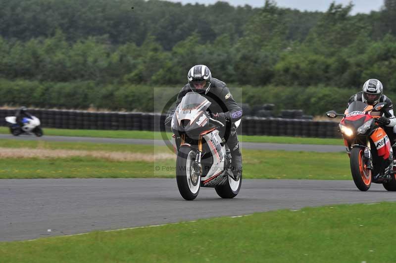 Motorcycle action photographs;cadwell;cadwell park photographs;event digital images;eventdigitalimages;motor racing louth lincolnshire;no limits trackdays;peter wileman photography;trackday;trackday digital images;trackday photos