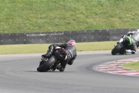 Motorcycle-action-photographs;Trackday-digital-images;event-digital-images;eventdigitalimages;no-limits-trackday;peter-wileman-photography;snetterton;snetterton-circuit-norfolk;snetterton-photographs;trackday;trackday-photos