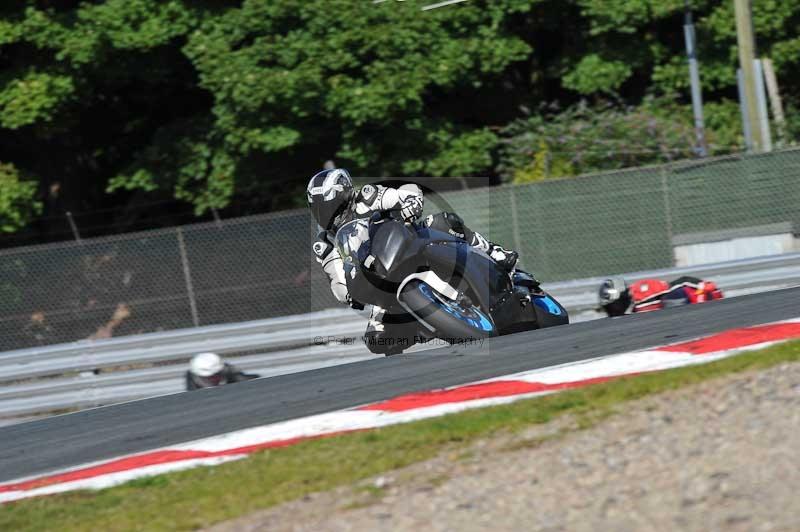 enduro digital images;event digital images;eventdigitalimages;no limits trackdays;oulton no limits trackday;oulton park cheshire;oulton trackday photographs;peter wileman photography;racing digital images;trackday digital images;trackday photos