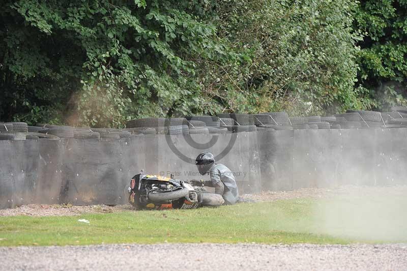 enduro digital images;event digital images;eventdigitalimages;no limits trackdays;oulton no limits trackday;oulton park cheshire;oulton trackday photographs;peter wileman photography;racing digital images;trackday digital images;trackday photos