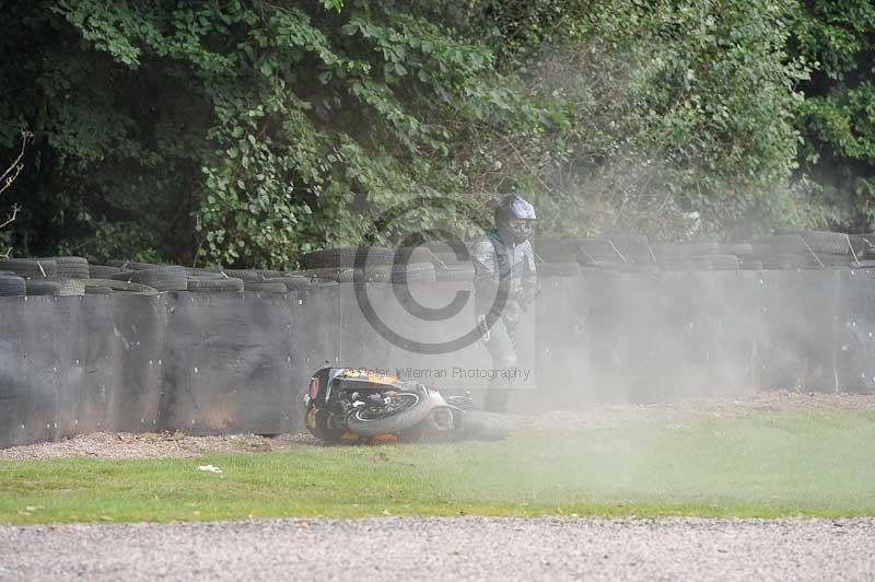 enduro digital images;event digital images;eventdigitalimages;no limits trackdays;oulton no limits trackday;oulton park cheshire;oulton trackday photographs;peter wileman photography;racing digital images;trackday digital images;trackday photos