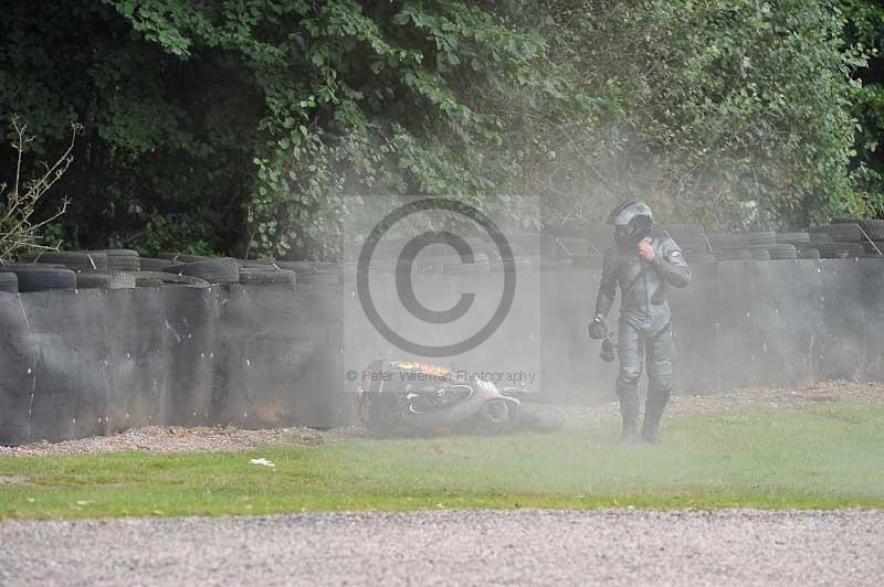 enduro digital images;event digital images;eventdigitalimages;no limits trackdays;oulton no limits trackday;oulton park cheshire;oulton trackday photographs;peter wileman photography;racing digital images;trackday digital images;trackday photos