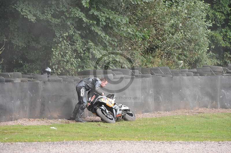 enduro digital images;event digital images;eventdigitalimages;no limits trackdays;oulton no limits trackday;oulton park cheshire;oulton trackday photographs;peter wileman photography;racing digital images;trackday digital images;trackday photos