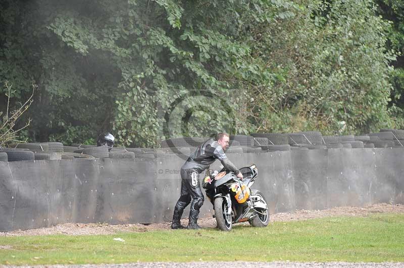 enduro digital images;event digital images;eventdigitalimages;no limits trackdays;oulton no limits trackday;oulton park cheshire;oulton trackday photographs;peter wileman photography;racing digital images;trackday digital images;trackday photos