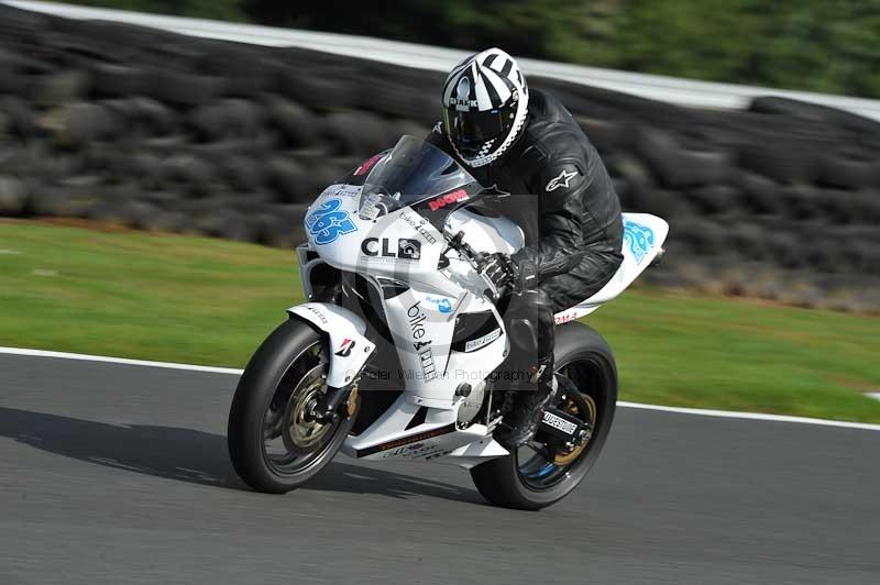 enduro digital images;event digital images;eventdigitalimages;no limits trackdays;oulton no limits trackday;oulton park cheshire;oulton trackday photographs;peter wileman photography;racing digital images;trackday digital images;trackday photos