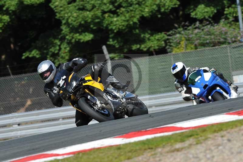 enduro digital images;event digital images;eventdigitalimages;no limits trackdays;oulton no limits trackday;oulton park cheshire;oulton trackday photographs;peter wileman photography;racing digital images;trackday digital images;trackday photos