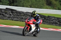 enduro-digital-images;event-digital-images;eventdigitalimages;no-limits-trackdays;oulton-no-limits-trackday;oulton-park-cheshire;oulton-trackday-photographs;peter-wileman-photography;racing-digital-images;trackday-digital-images;trackday-photos