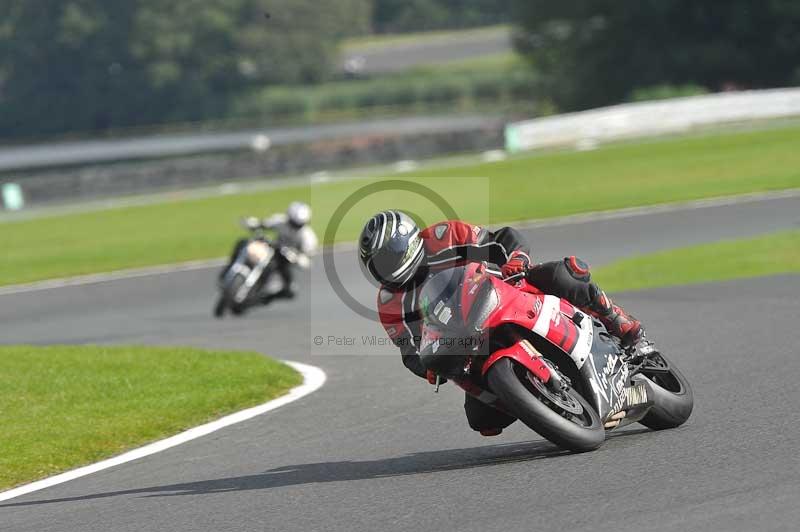 enduro digital images;event digital images;eventdigitalimages;no limits trackdays;oulton no limits trackday;oulton park cheshire;oulton trackday photographs;peter wileman photography;racing digital images;trackday digital images;trackday photos