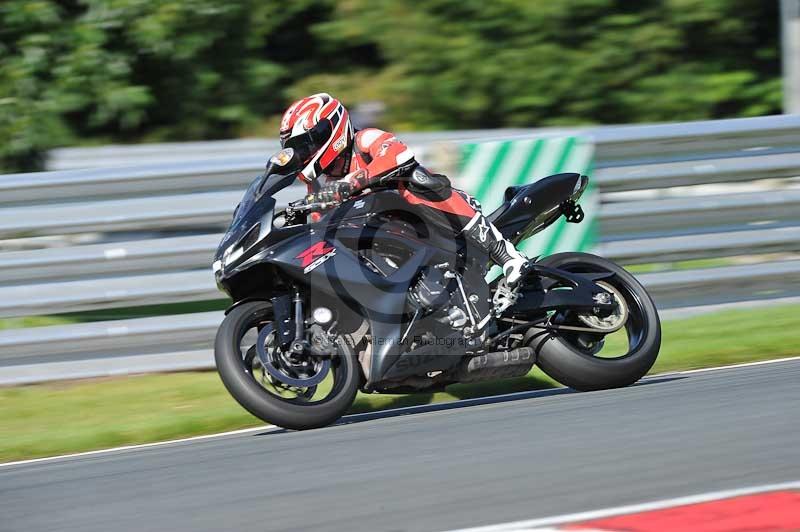 enduro digital images;event digital images;eventdigitalimages;no limits trackdays;oulton no limits trackday;oulton park cheshire;oulton trackday photographs;peter wileman photography;racing digital images;trackday digital images;trackday photos