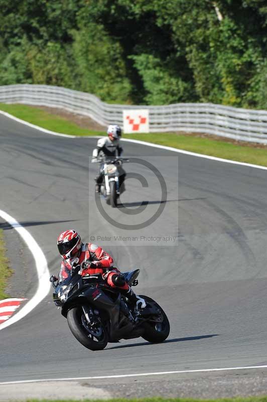 enduro digital images;event digital images;eventdigitalimages;no limits trackdays;oulton no limits trackday;oulton park cheshire;oulton trackday photographs;peter wileman photography;racing digital images;trackday digital images;trackday photos