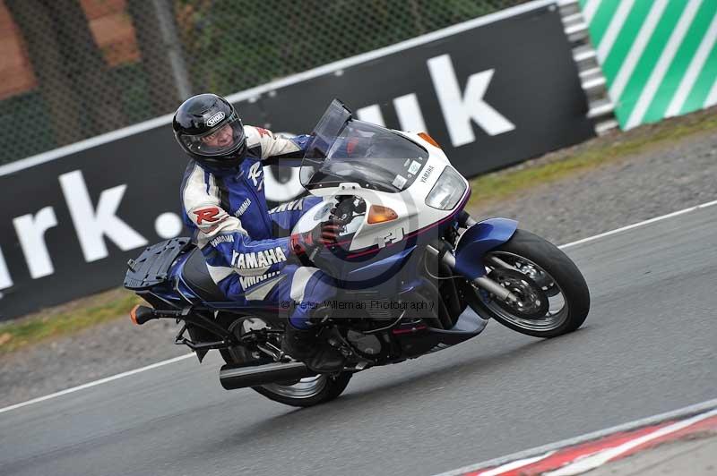 enduro digital images;event digital images;eventdigitalimages;no limits trackdays;oulton no limits trackday;oulton park cheshire;oulton trackday photographs;peter wileman photography;racing digital images;trackday digital images;trackday photos