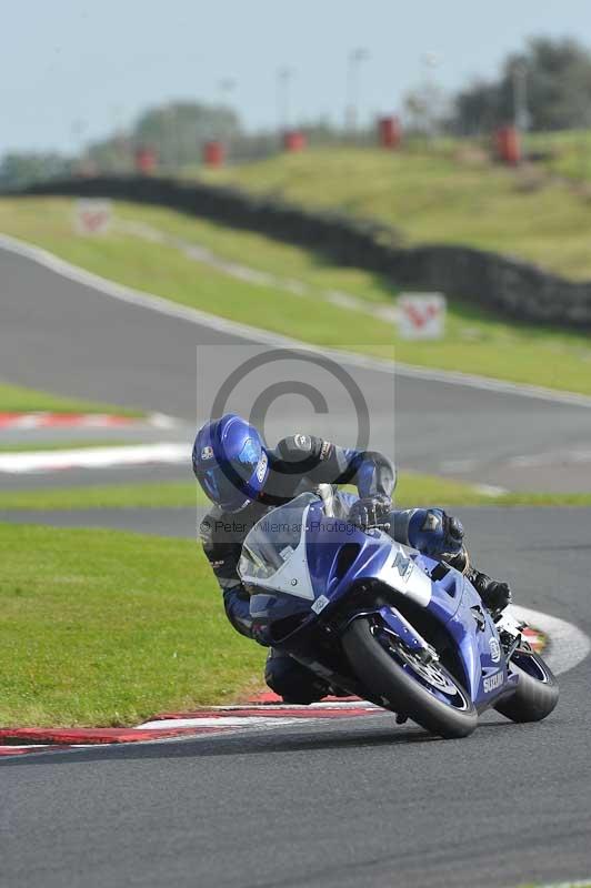 enduro digital images;event digital images;eventdigitalimages;no limits trackdays;oulton no limits trackday;oulton park cheshire;oulton trackday photographs;peter wileman photography;racing digital images;trackday digital images;trackday photos