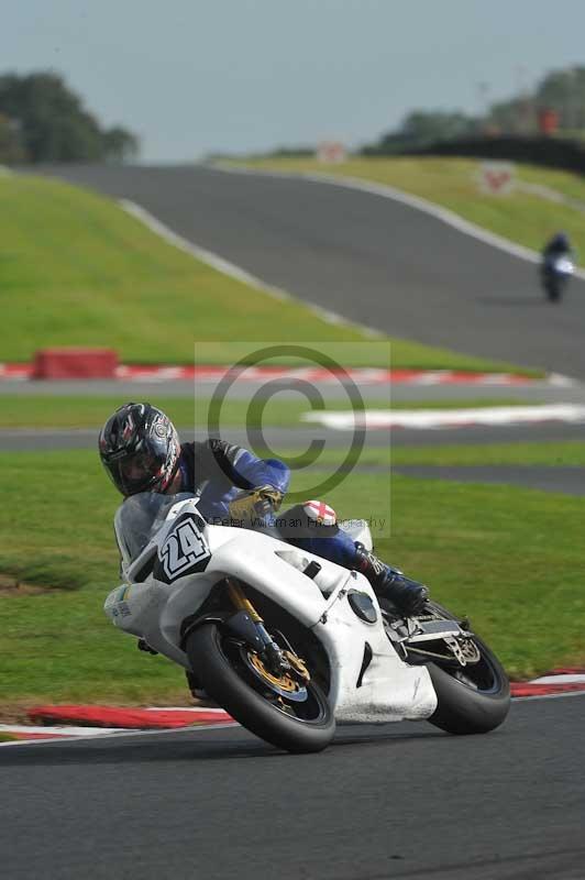 enduro digital images;event digital images;eventdigitalimages;no limits trackdays;oulton no limits trackday;oulton park cheshire;oulton trackday photographs;peter wileman photography;racing digital images;trackday digital images;trackday photos