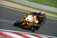 Motorcycle-action-photographs;event-digital-images;eventdigitalimages;no-limits-trackday;oulton-park;oulton-park-circuit-cheshire;oulton-park-photographs;peter-wileman-photography;trackday;trackday-digital-images;trackday-photos