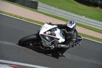 Motorcycle-action-photographs;event-digital-images;eventdigitalimages;no-limits-trackday;oulton-park;oulton-park-circuit-cheshire;oulton-park-photographs;peter-wileman-photography;trackday;trackday-digital-images;trackday-photos