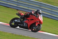 Motorcycle-action-photographs;event-digital-images;eventdigitalimages;no-limits-trackday;oulton-park;oulton-park-circuit-cheshire;oulton-park-photographs;peter-wileman-photography;trackday;trackday-digital-images;trackday-photos