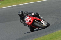 Motorcycle-action-photographs;event-digital-images;eventdigitalimages;no-limits-trackday;oulton-park;oulton-park-circuit-cheshire;oulton-park-photographs;peter-wileman-photography;trackday;trackday-digital-images;trackday-photos