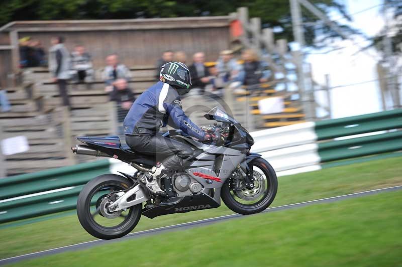 Motorcycle action photographs;Trackday digital images;cadwell;cadwell park photographs;event digital images;eventdigitalimages;motor racing louth lincolnshire;no limits trackdays;peter wileman photography;trackday;trackday photos