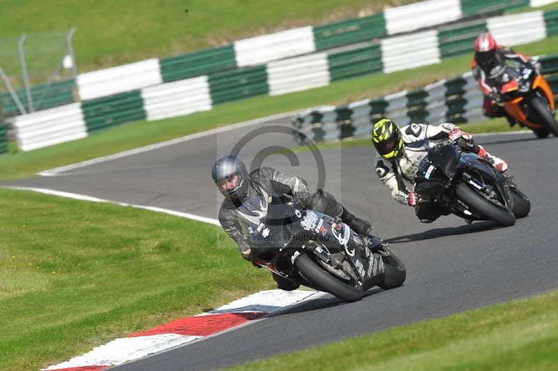 Motorcycle action photographs;Trackday digital images;cadwell;cadwell park photographs;event digital images;eventdigitalimages;motor racing louth lincolnshire;no limits trackdays;peter wileman photography;trackday;trackday photos