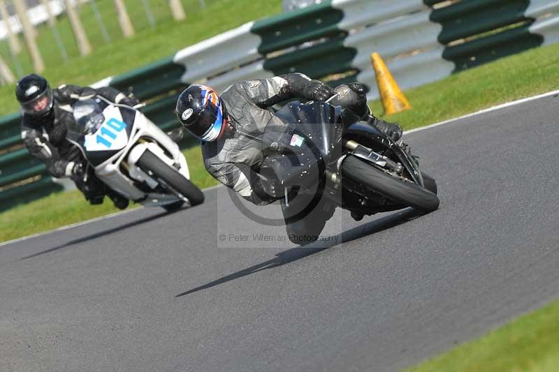 Motorcycle action photographs;Trackday digital images;cadwell;cadwell park photographs;event digital images;eventdigitalimages;motor racing louth lincolnshire;no limits trackdays;peter wileman photography;trackday;trackday photos