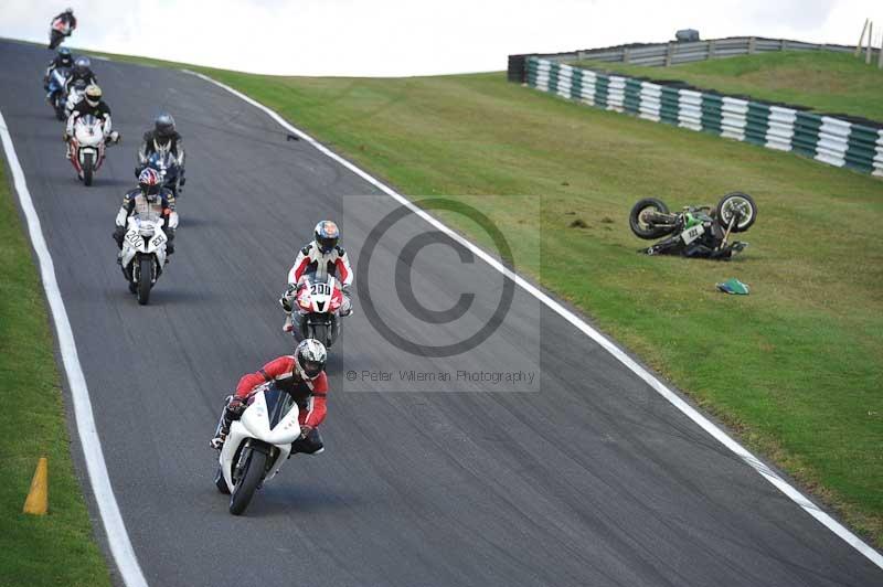 Motorcycle action photographs;Trackday digital images;cadwell;cadwell park photographs;event digital images;eventdigitalimages;motor racing louth lincolnshire;no limits trackdays;peter wileman photography;trackday;trackday photos