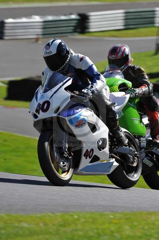 Motorcycle action photographs;Trackday digital images;cadwell;cadwell park photographs;event digital images;eventdigitalimages;motor racing louth lincolnshire;no limits trackdays;peter wileman photography;trackday;trackday photos