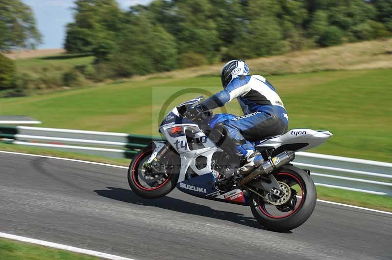 Motorcycle action photographs;Trackday digital images;cadwell;cadwell park photographs;event digital images;eventdigitalimages;motor racing louth lincolnshire;no limits trackdays;peter wileman photography;trackday;trackday photos