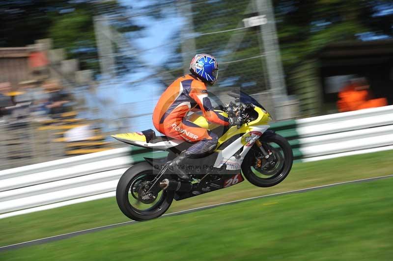 Motorcycle action photographs;Trackday digital images;cadwell;cadwell park photographs;event digital images;eventdigitalimages;motor racing louth lincolnshire;no limits trackdays;peter wileman photography;trackday;trackday photos