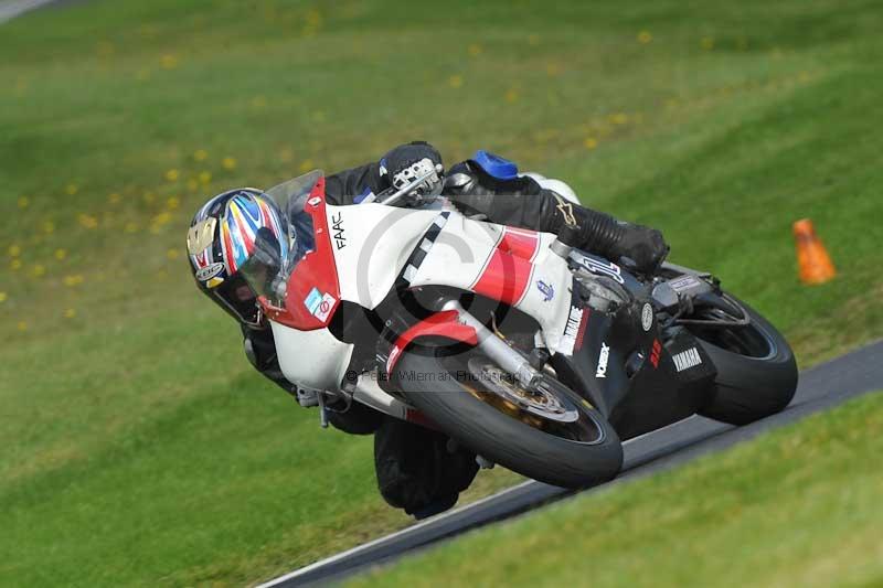 Motorcycle action photographs;Trackday digital images;cadwell;cadwell park photographs;event digital images;eventdigitalimages;motor racing louth lincolnshire;no limits trackdays;peter wileman photography;trackday;trackday photos