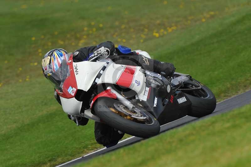 Motorcycle action photographs;Trackday digital images;cadwell;cadwell park photographs;event digital images;eventdigitalimages;motor racing louth lincolnshire;no limits trackdays;peter wileman photography;trackday;trackday photos