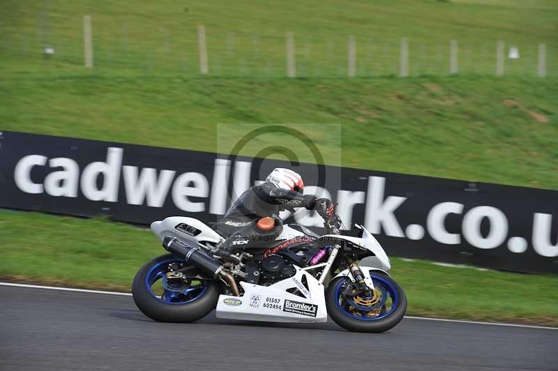 Motorcycle action photographs;Trackday digital images;cadwell;cadwell park photographs;event digital images;eventdigitalimages;motor racing louth lincolnshire;no limits trackdays;peter wileman photography;trackday;trackday photos