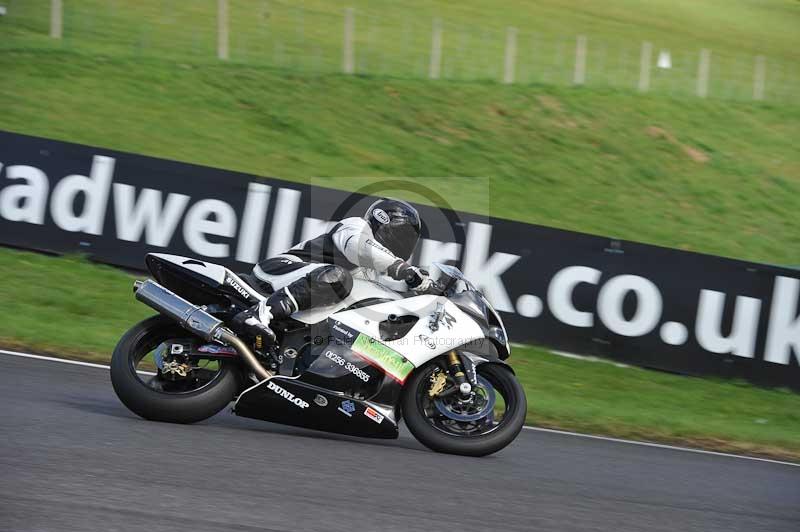 Motorcycle action photographs;Trackday digital images;cadwell;cadwell park photographs;event digital images;eventdigitalimages;motor racing louth lincolnshire;no limits trackdays;peter wileman photography;trackday;trackday photos