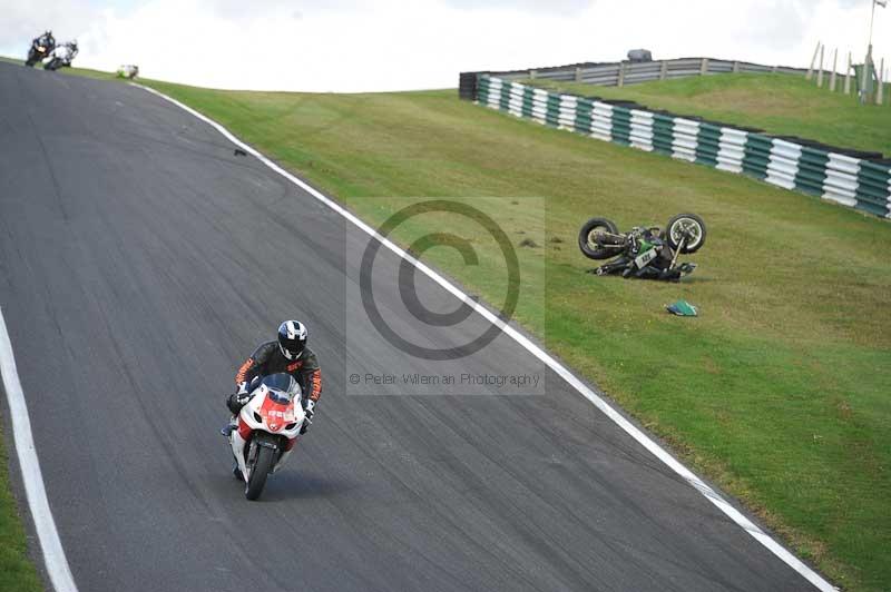 Motorcycle action photographs;Trackday digital images;cadwell;cadwell park photographs;event digital images;eventdigitalimages;motor racing louth lincolnshire;no limits trackdays;peter wileman photography;trackday;trackday photos