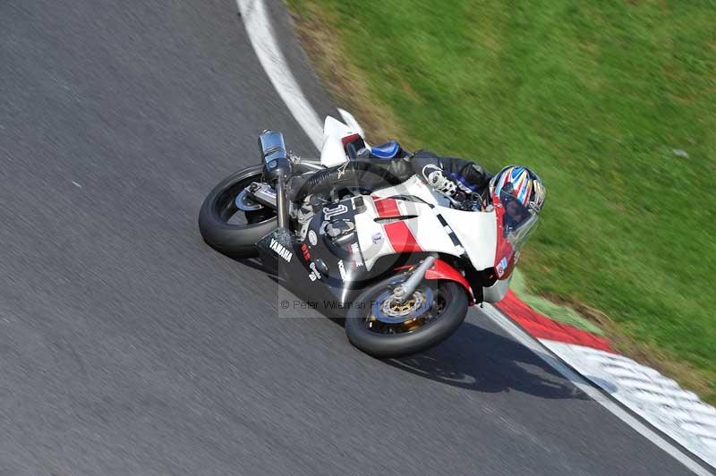 Motorcycle action photographs;Trackday digital images;cadwell;cadwell park photographs;event digital images;eventdigitalimages;motor racing louth lincolnshire;no limits trackdays;peter wileman photography;trackday;trackday photos