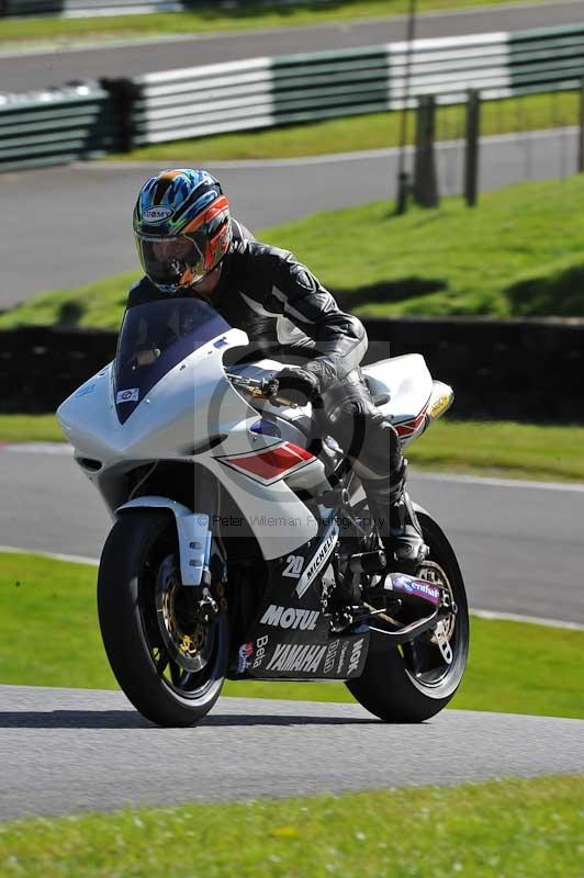 Motorcycle action photographs;Trackday digital images;cadwell;cadwell park photographs;event digital images;eventdigitalimages;motor racing louth lincolnshire;no limits trackdays;peter wileman photography;trackday;trackday photos