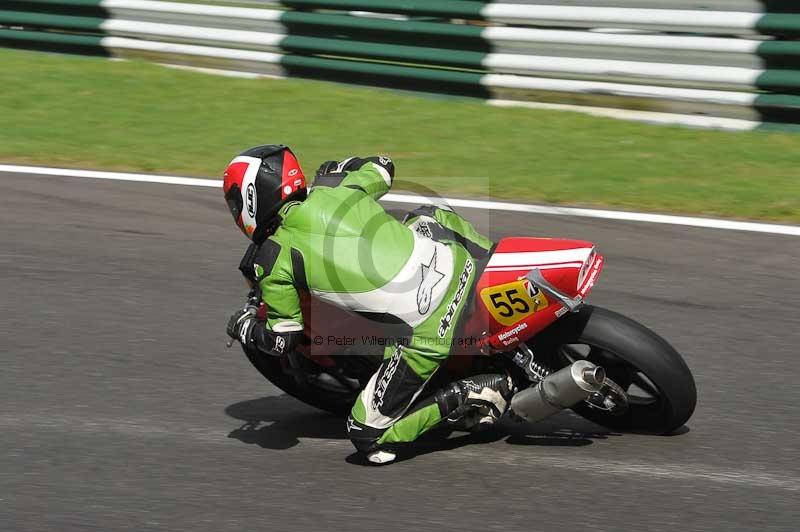 Motorcycle action photographs;Trackday digital images;cadwell;cadwell park photographs;event digital images;eventdigitalimages;motor racing louth lincolnshire;no limits trackdays;peter wileman photography;trackday;trackday photos