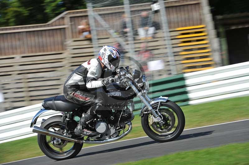 Motorcycle action photographs;Trackday digital images;cadwell;cadwell park photographs;event digital images;eventdigitalimages;motor racing louth lincolnshire;no limits trackdays;peter wileman photography;trackday;trackday photos