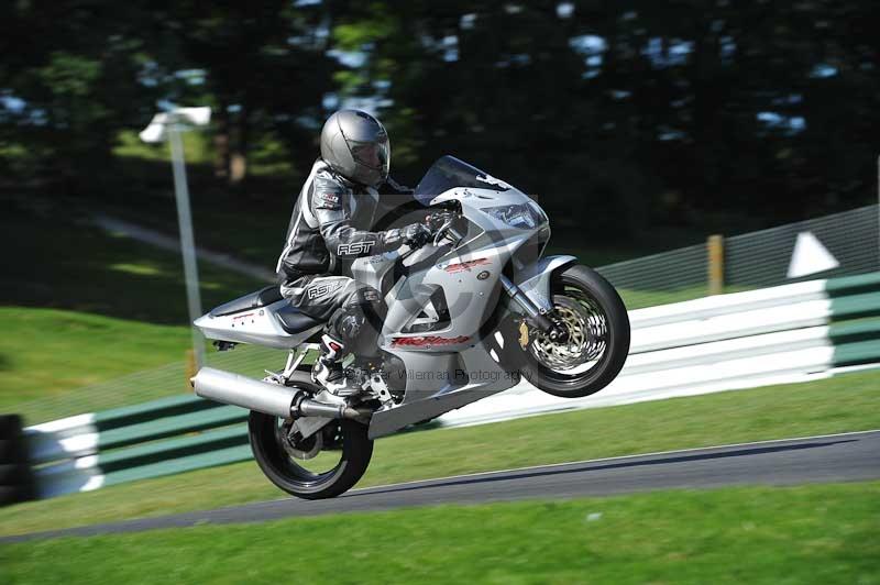 Motorcycle action photographs;Trackday digital images;cadwell;cadwell park photographs;event digital images;eventdigitalimages;motor racing louth lincolnshire;no limits trackdays;peter wileman photography;trackday;trackday photos